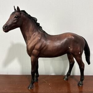 Breyer Molding Co Duchess - Bay Mare Horse - Black Beauty and Friends Model 3040